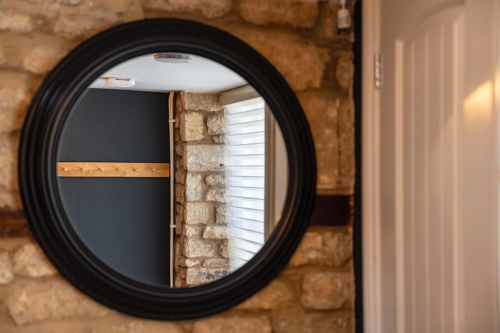 Luxury Town Centre Loft Apartment In Converted Granary Stamford Kültér fotó