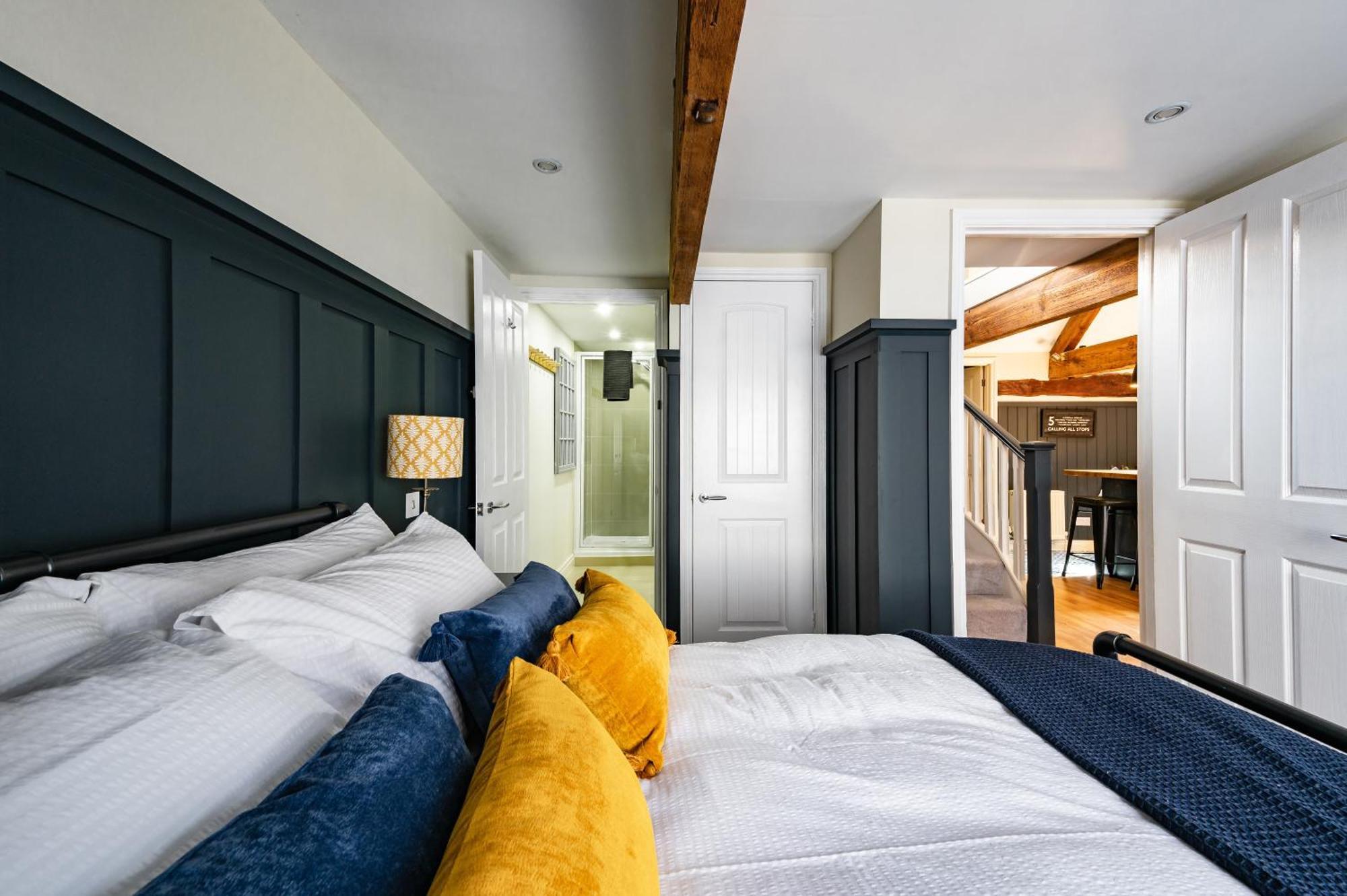 Luxury Town Centre Loft Apartment In Converted Granary Stamford Kültér fotó